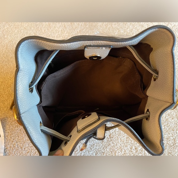 Beginning Boutique Gray Nemesis Bucket Bag - Picture 3 of 6